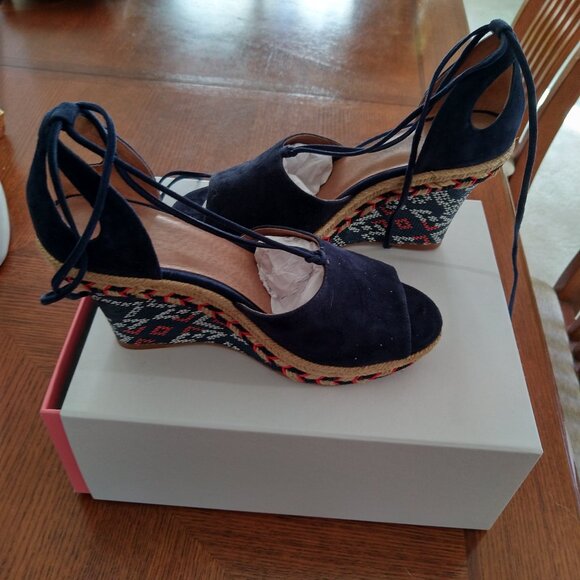 CAbi sandals - Picture 4 of 4